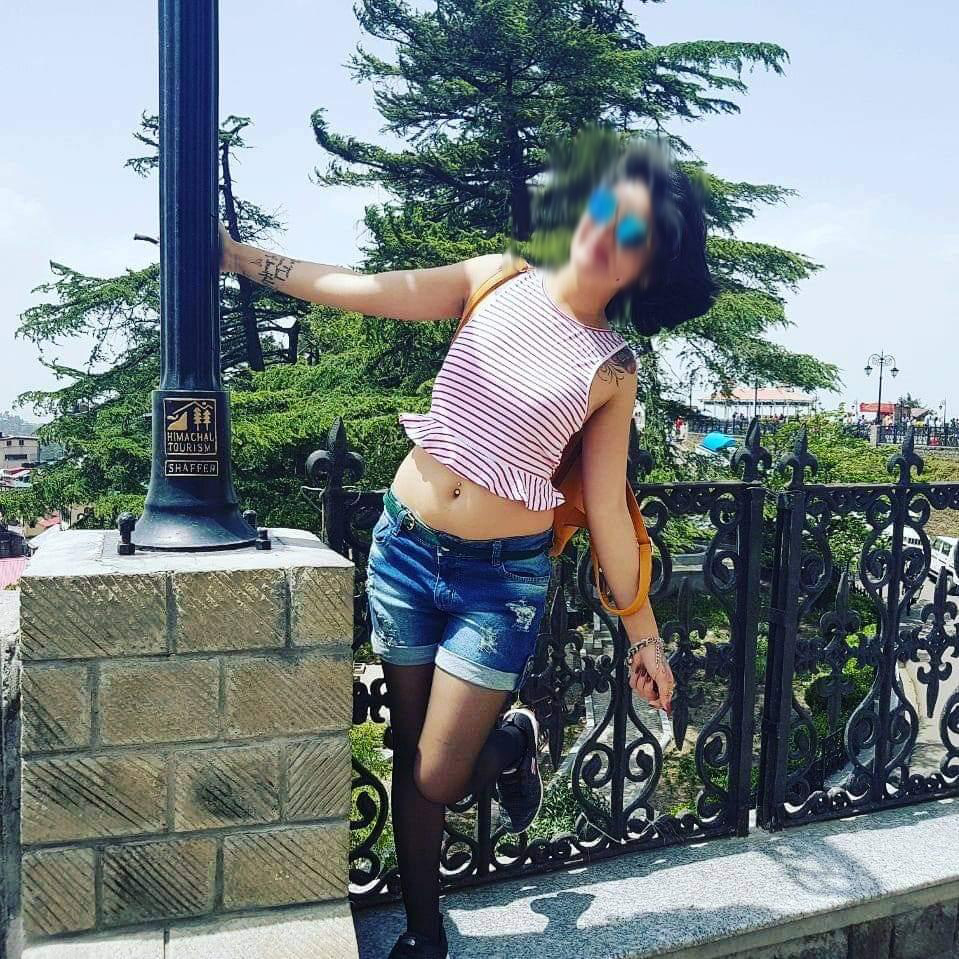 Call girls in Kanhaiya Nagar